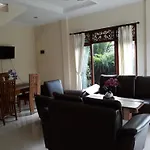 Villa Bungsil Gading